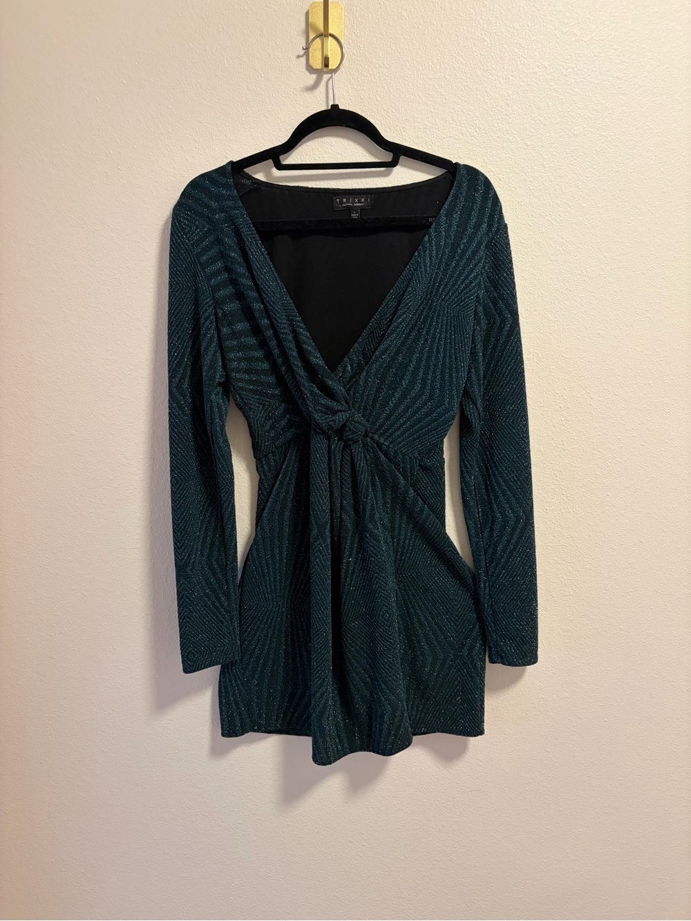 Francesca's Collections Teal Long-Sleeve Twist-Front Dress